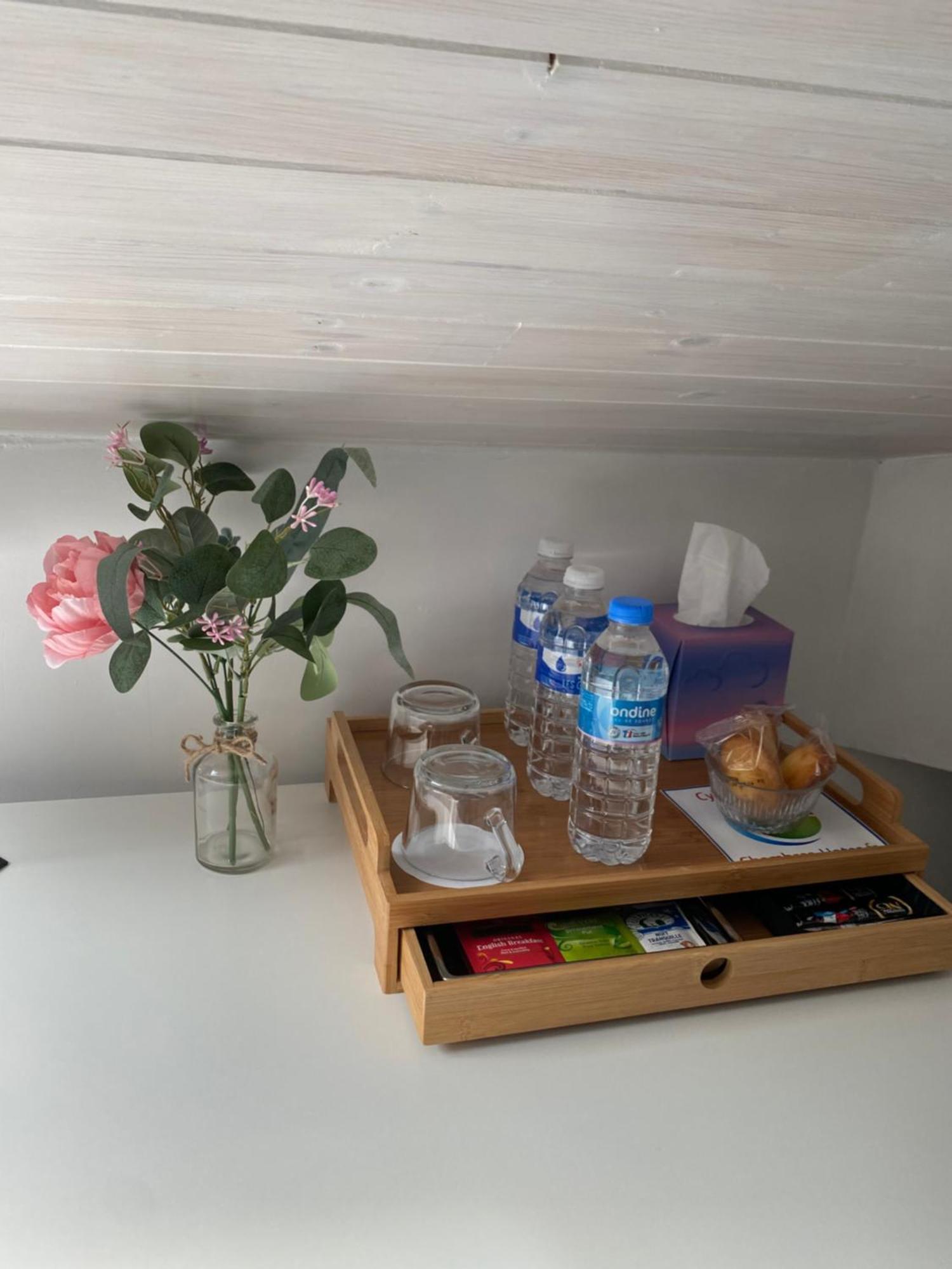 B&B Insolite Entre Lyon Et Aeroport Pusignan Екстериор снимка
